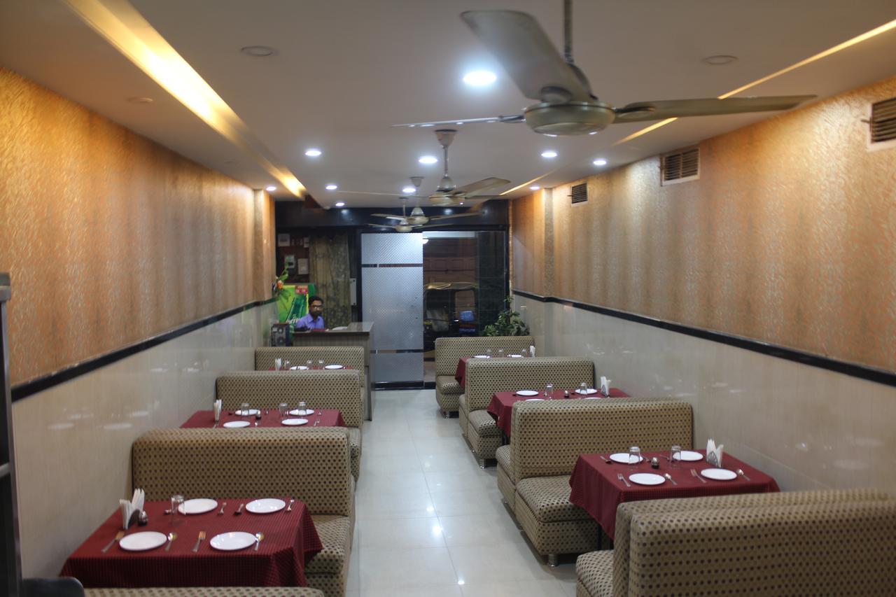 Hotel Avadh Nágpur Kültér fotó